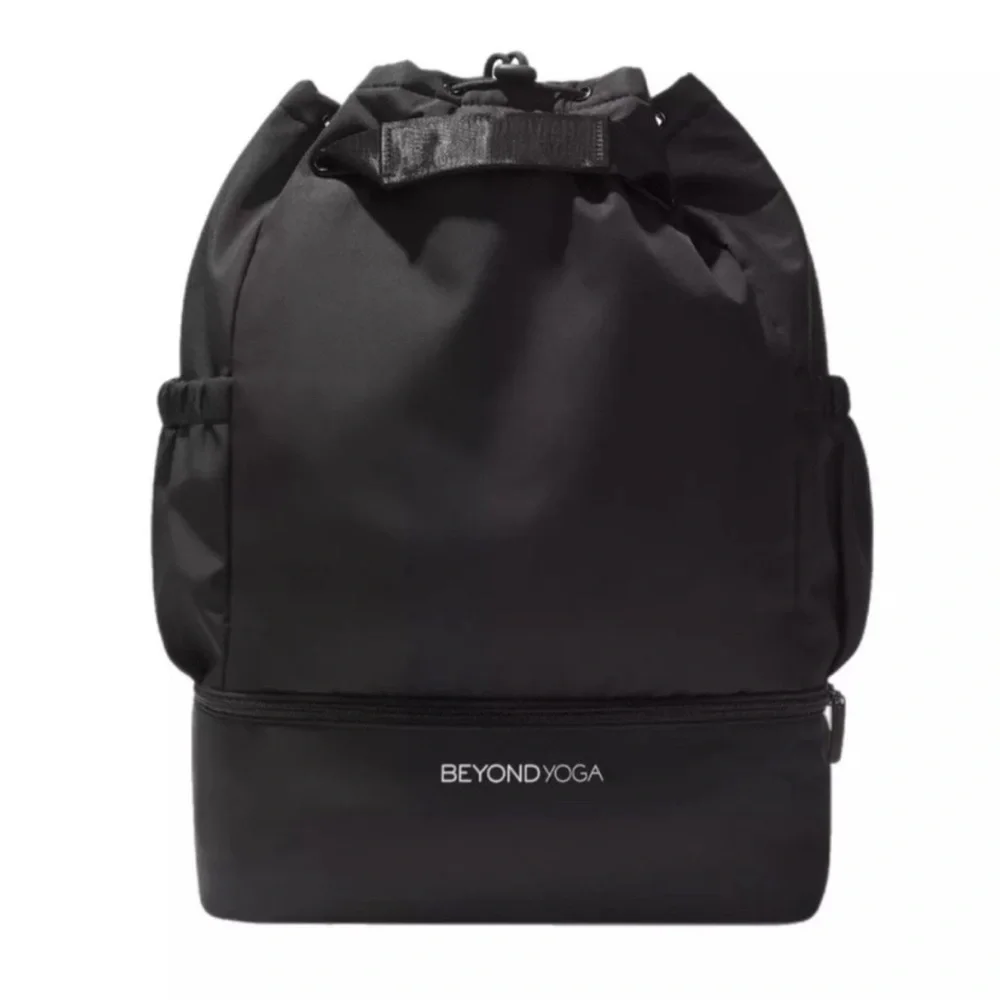 NEW Beyond Yoga Backpack Black Convertible Athletic Yoga Gym Bag NWT